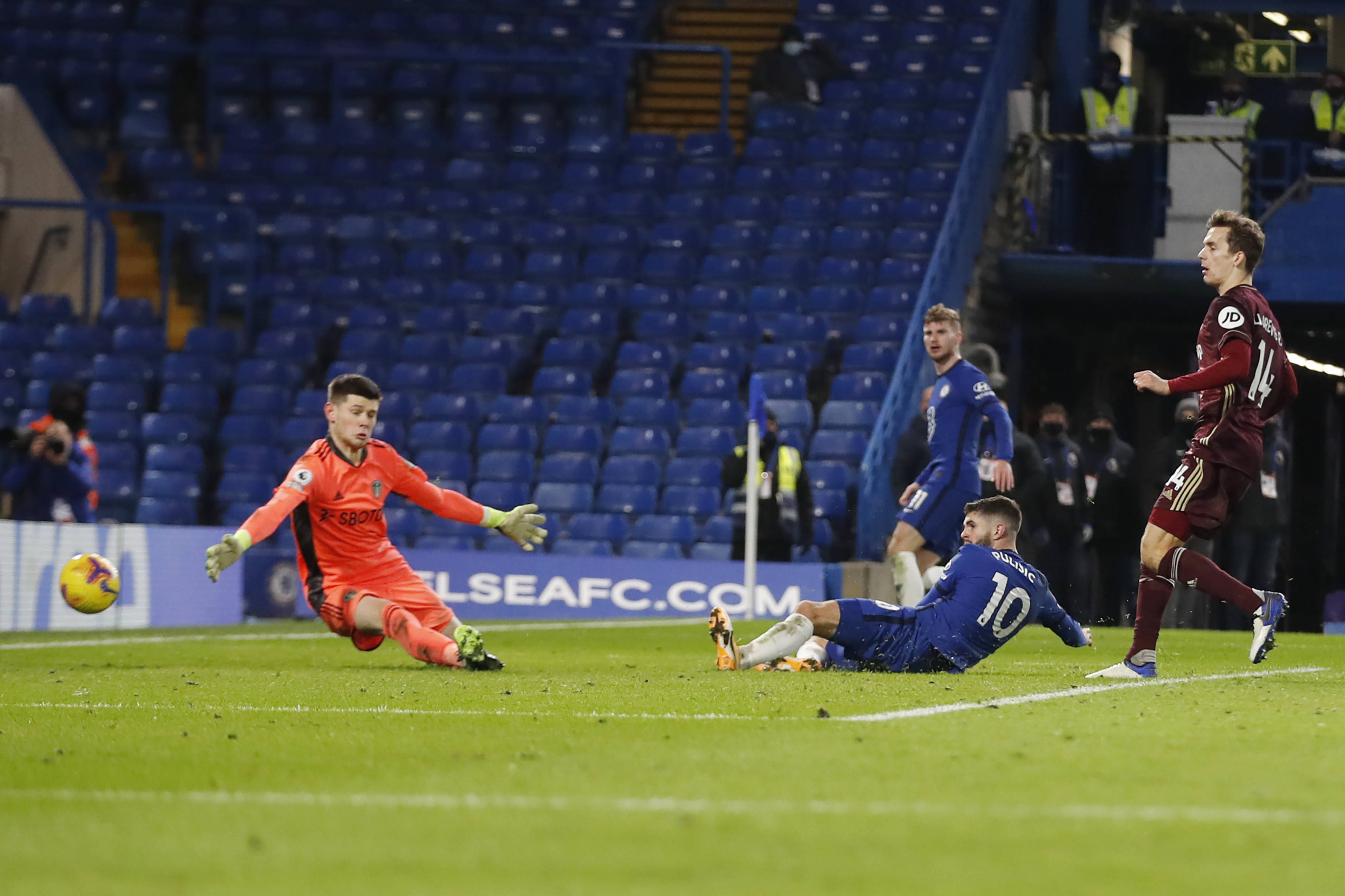 他不仅拥有 他不仅拥有